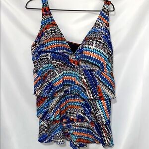 A SHORE FIT TUMMY SEPARATES WO SIZE 24 MULTICOLOR RUFFLE TIERED SWIM TOP  CLEAN